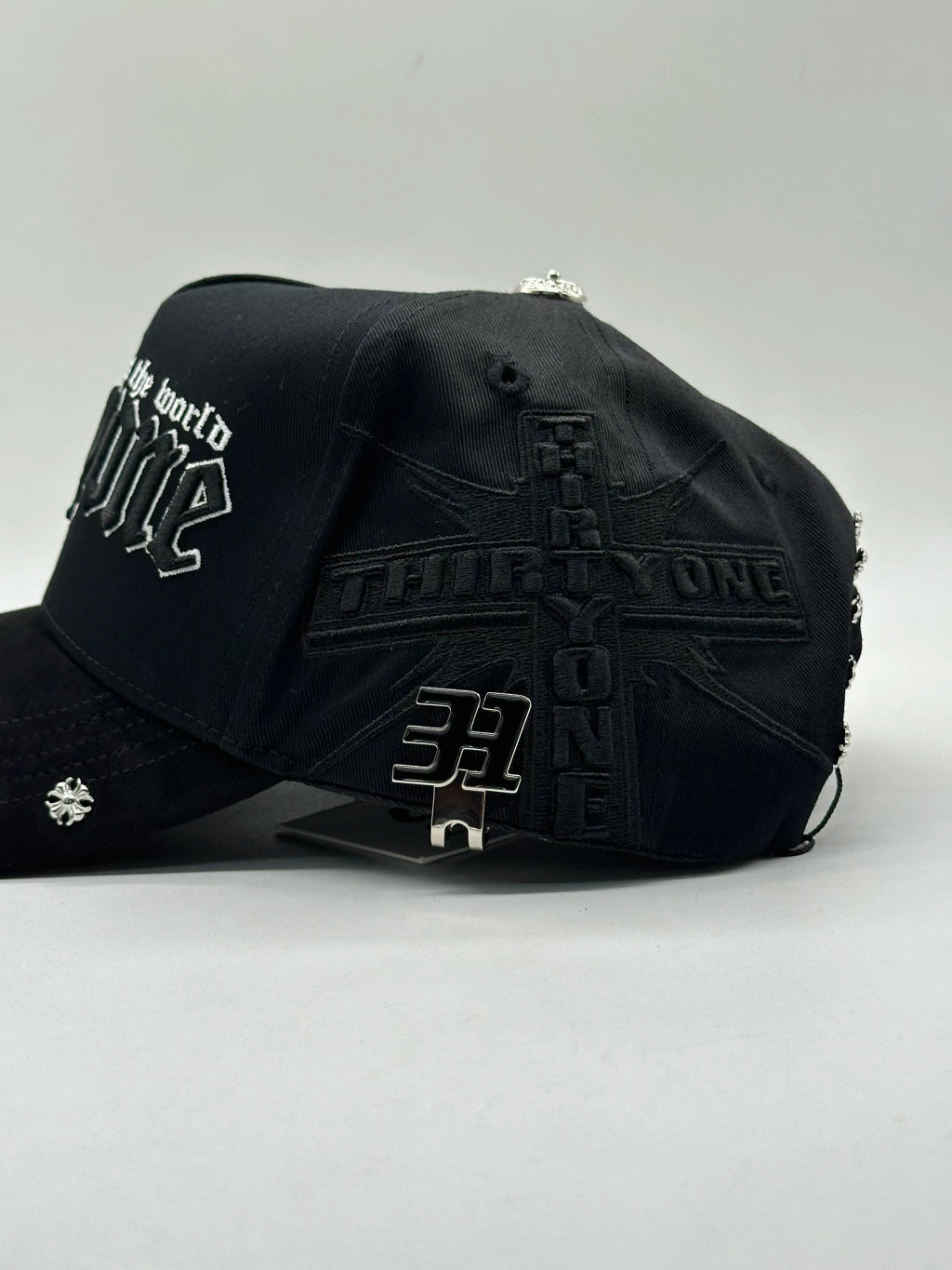 31 HATS VS THE WORLD (2do Aniversario)
