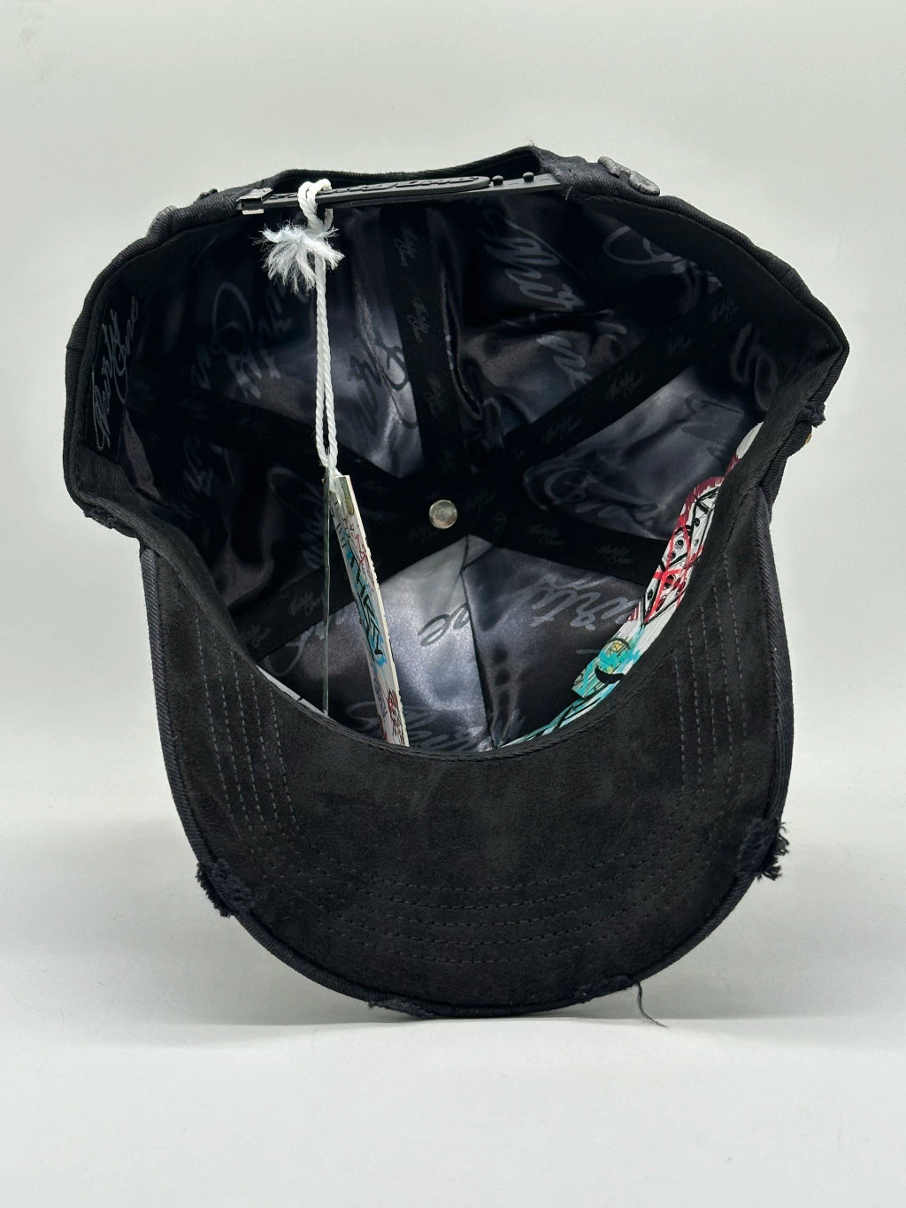 31 Hats Fade to Black